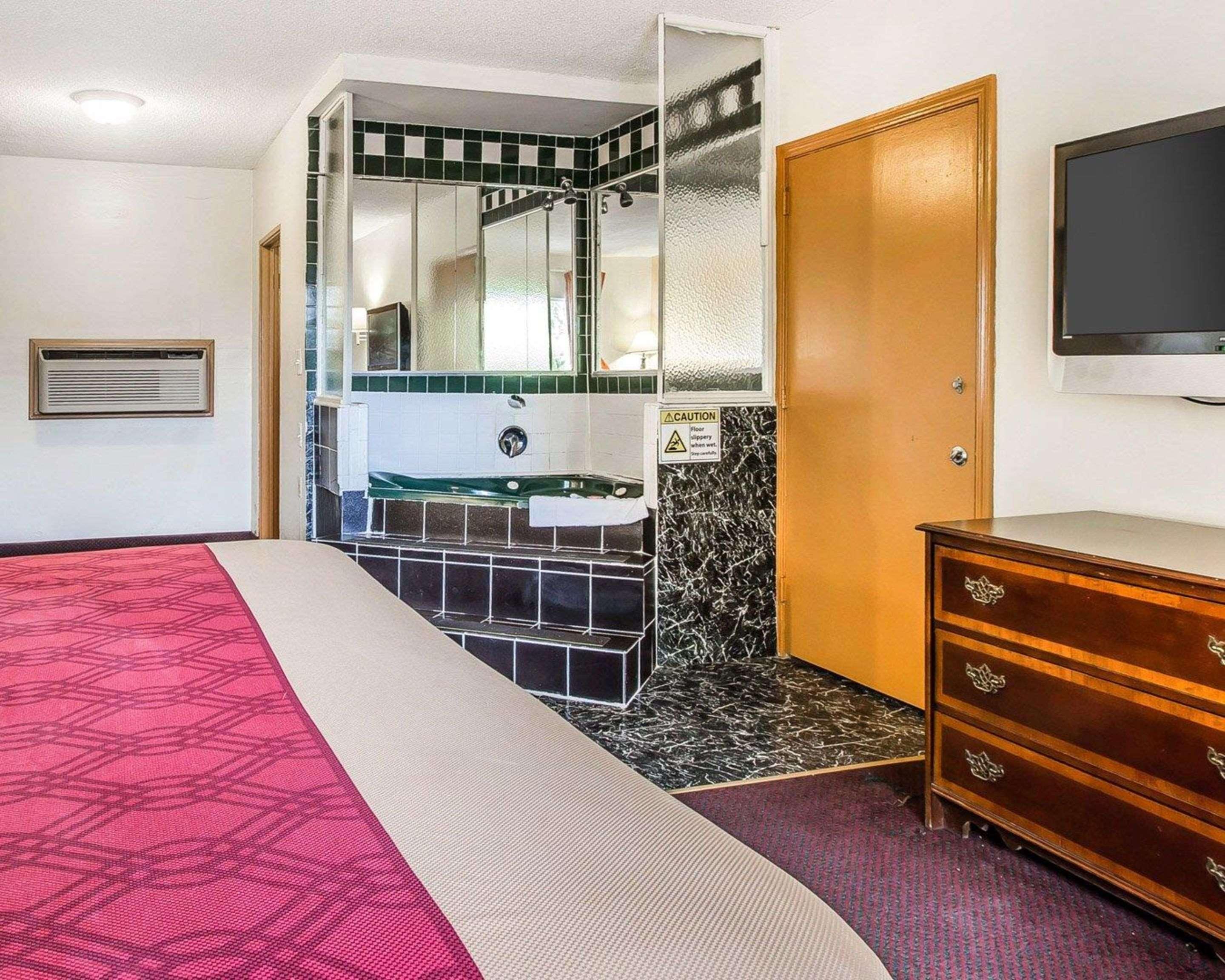 Econo Lodge Мейкон Екстер'єр фото